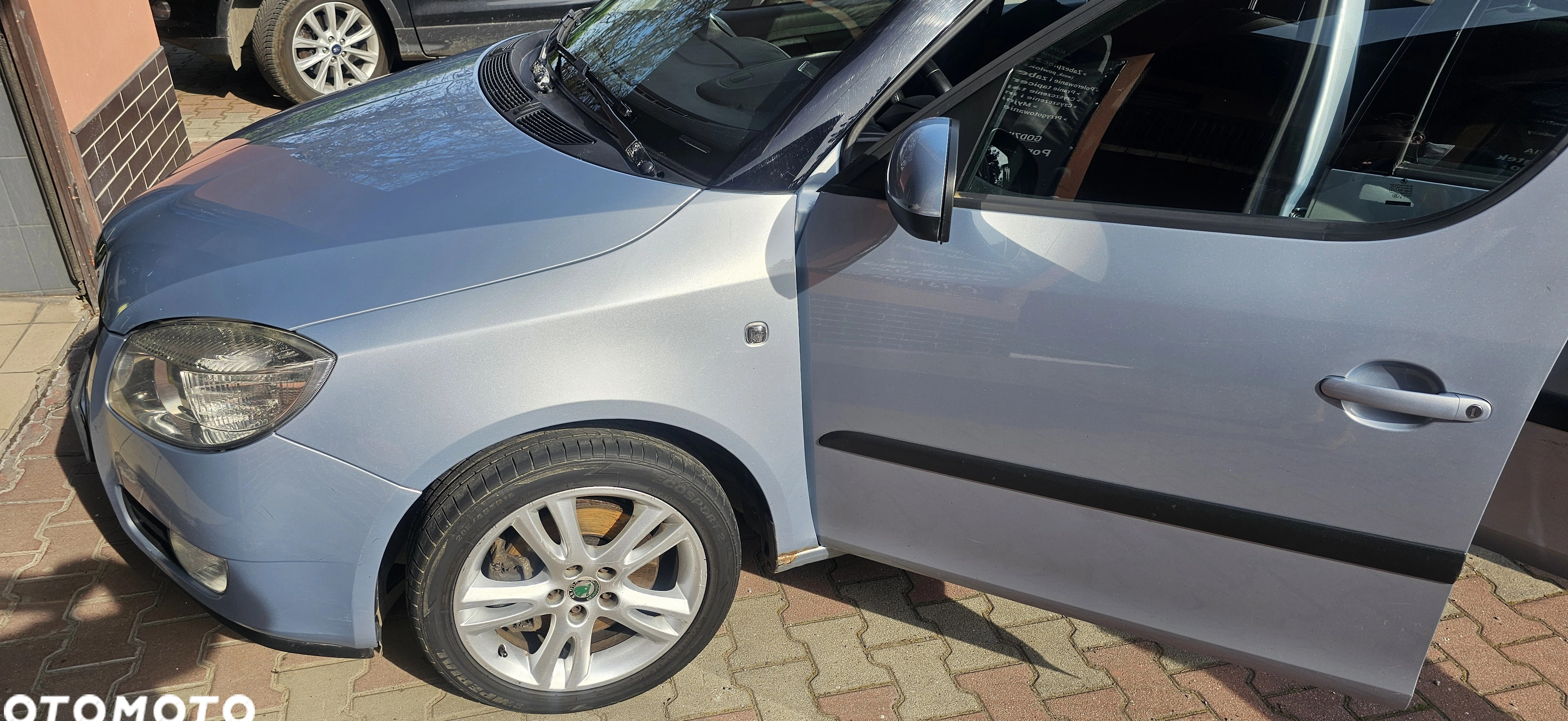 Skoda Roomster cena 18000 przebieg: 261000, rok produkcji 2010 z Rakoniewice małe 79